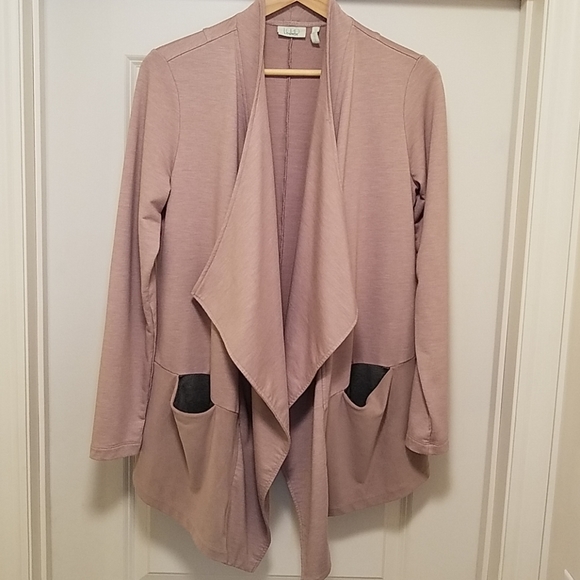 LOGO by Lori Goldstein Sweaters - 🎉Host Pick🎉 LOGO Lounge Blush & Grey Cardigan-S